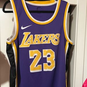 Lebron James LA Lakers  Authentic Nike swing man Jersey      Size L